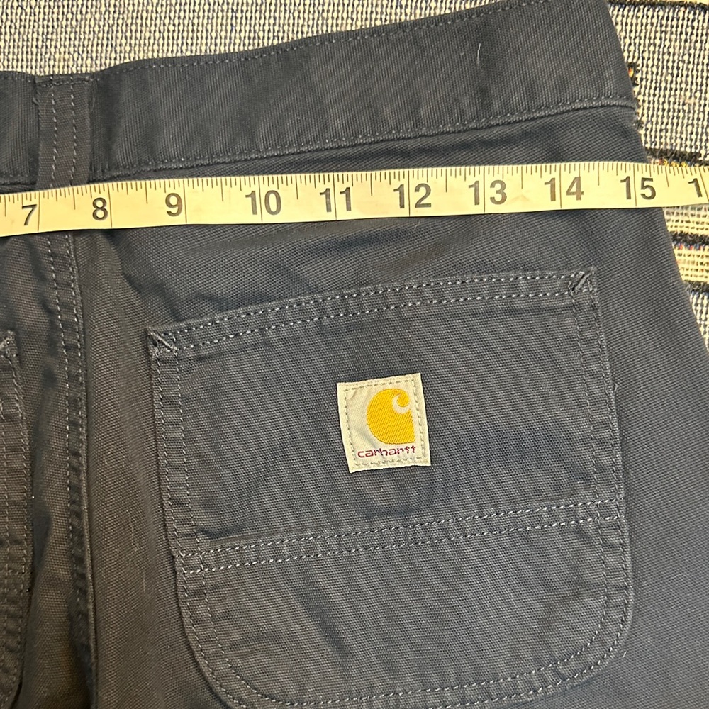 30x30  CARHARTT RELAX FIT WOMEN  in amazing conditions . Beautiful pants 👌 - Picture 7 of 9